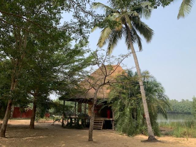 Natura Luxury Lake Hut Hotell Ouidah Exteriör bild